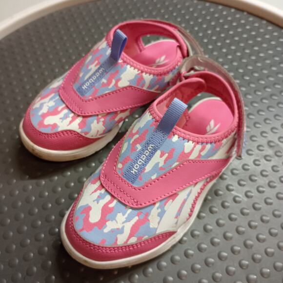 Reebok Other - Reebok Weebok Onyx Coast Toddler Sandals Pink